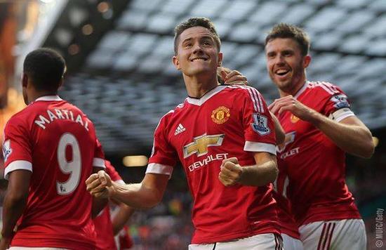 围绕邓弗里 围绕邓弗里